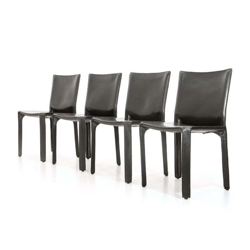 Set of 4 vintage chairs in black leather by Mario Bellini for Cassina 1970s