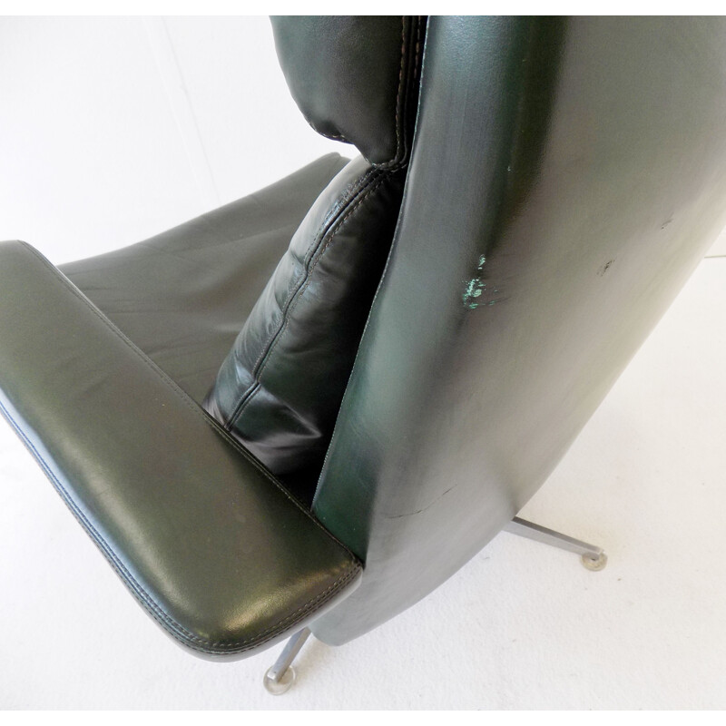 Vintage lounge chair dark green leather Kaufeld