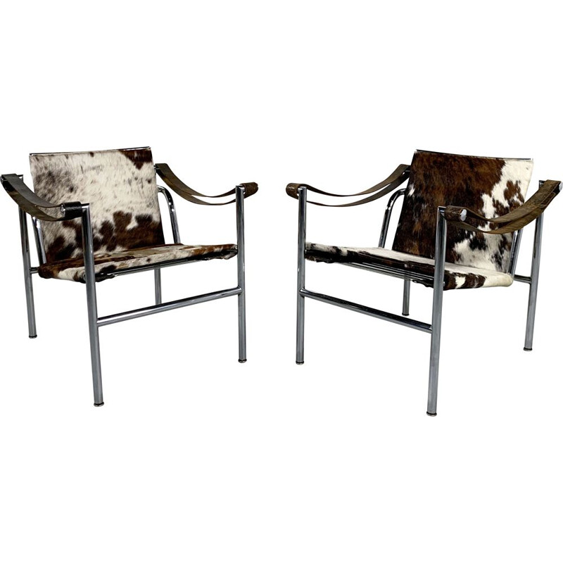 Pair of vintage Cow Hide Armchairs by Le Corbusier for Cassina 1970s