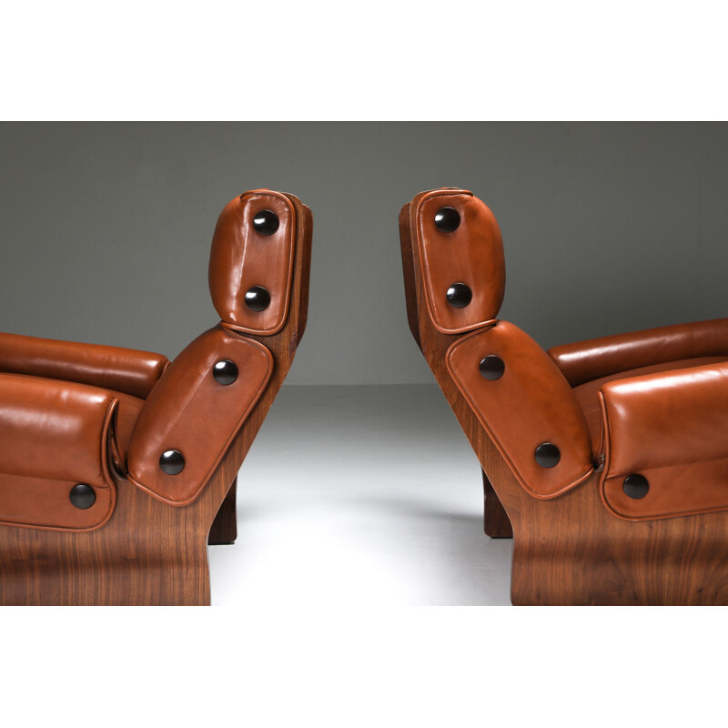 Pair of vintage Borsani Lounge Chairs in Cognac Leather 1960s