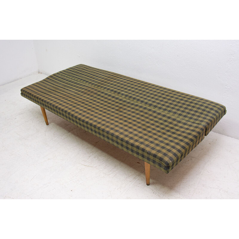 Canapé-banquette pliante vintage par Miroslav Navrátil Tchécoslovaquie 1960