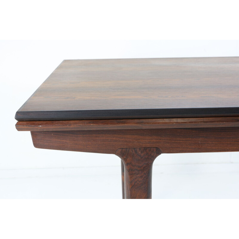 Vintage dinner table in rosewood by Kjaernulf Denmark