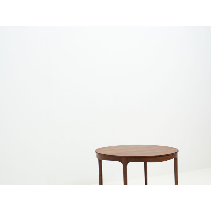 Vintage ViA.J.versen rosewood coffee table by Ole Wanscher