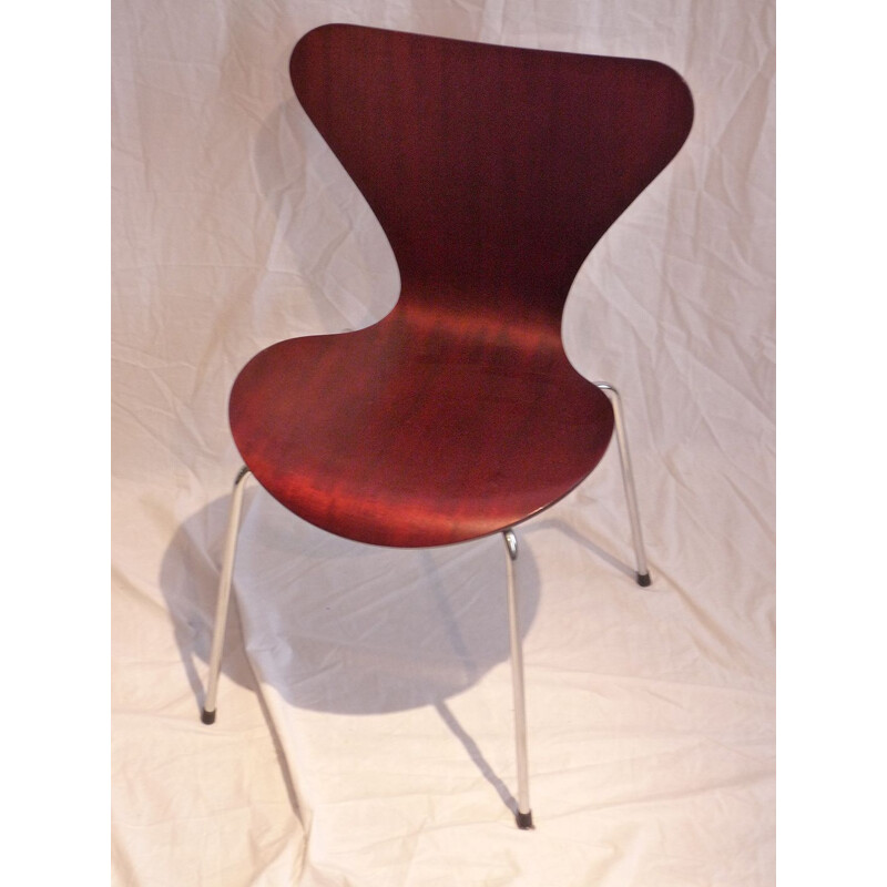 Vintage Arne Jacobsen 3107 Chair in mahogany