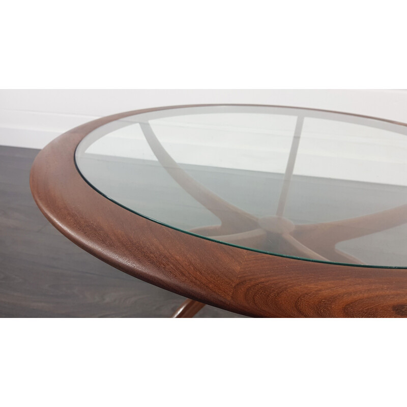 Round vintage coffee table, 1960