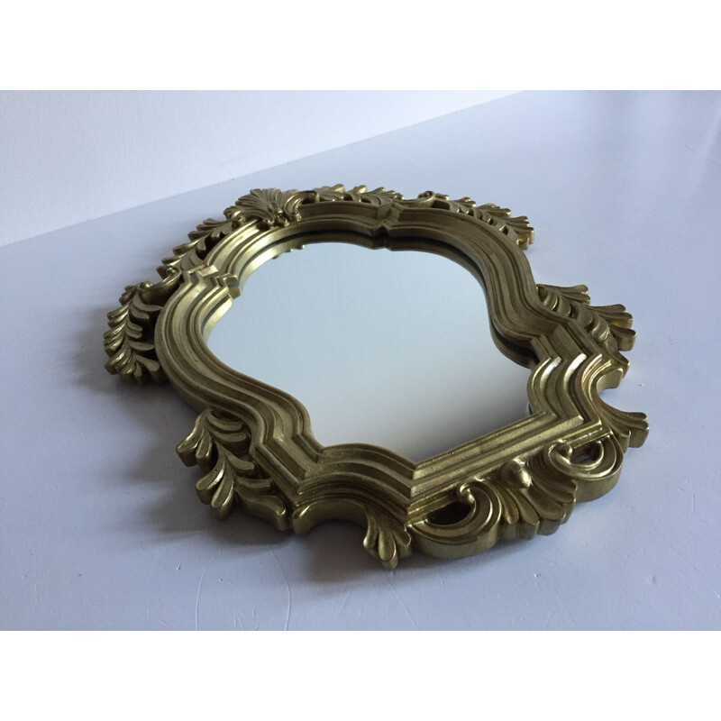 Miroir vintage Rocaille en resine dorée