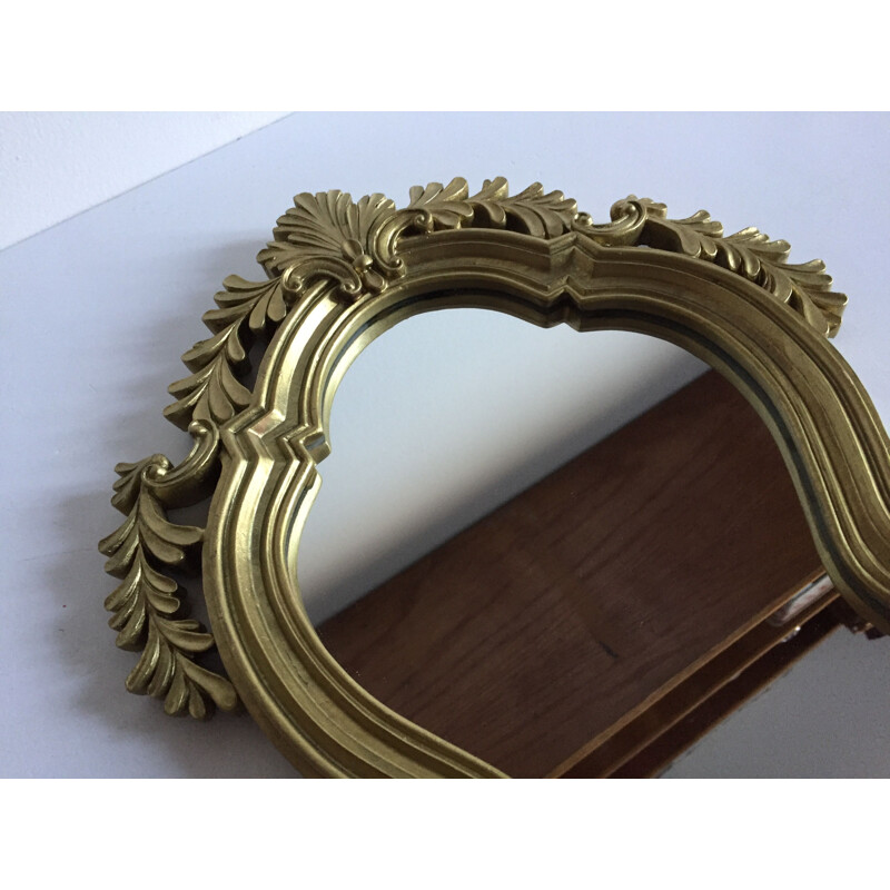 Miroir vintage Rocaille en resine dorée