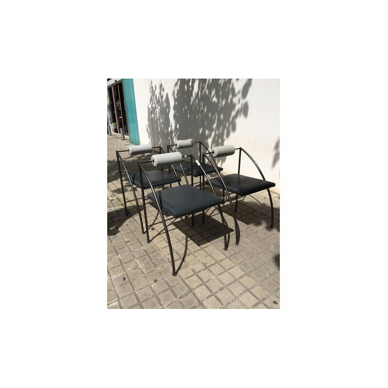 Set of 4 vintage chairs Memphis Milano