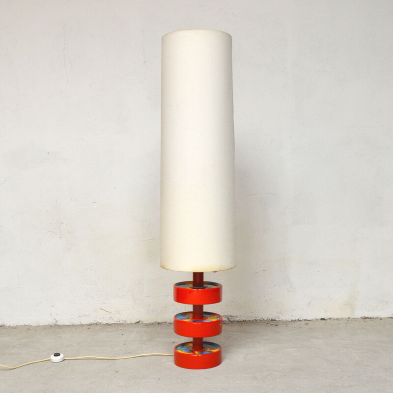 Vintage Arty floor lamp illuminated foot 1980s