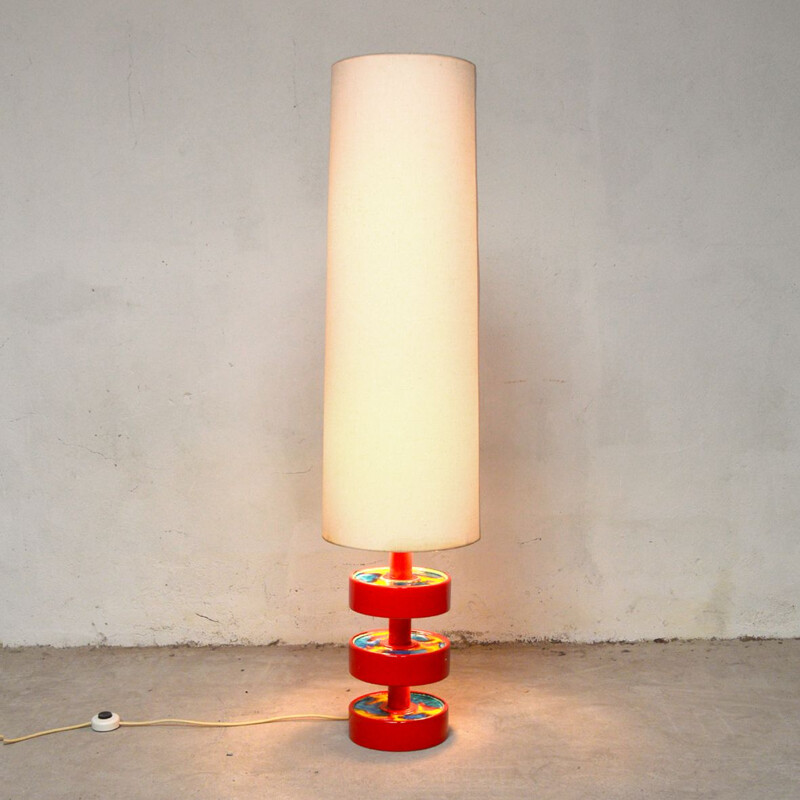 Vintage Arty floor lamp illuminated foot 1980s