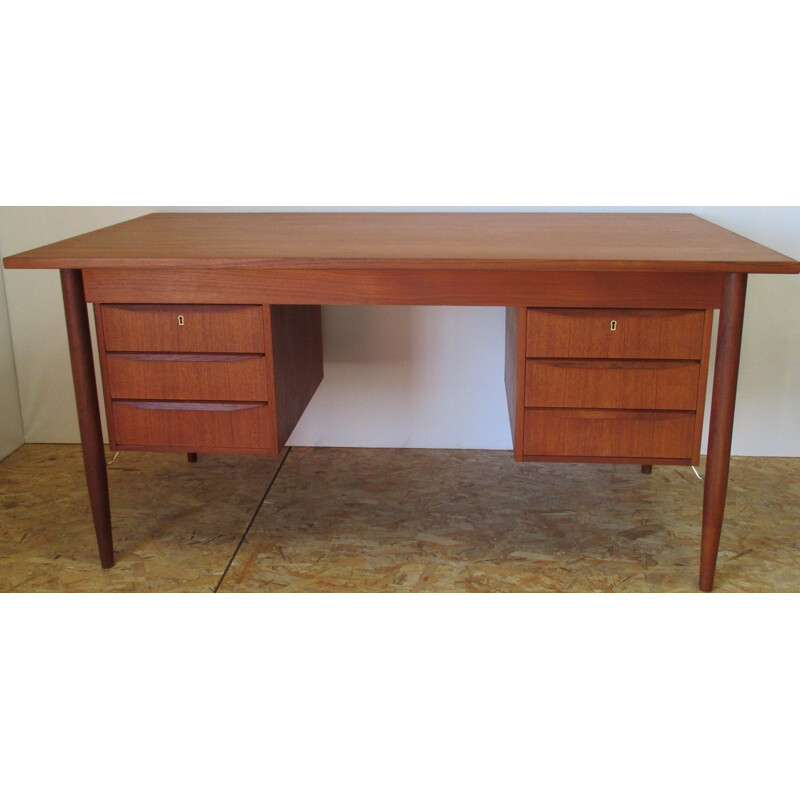 Bureau scandinave en teck, Gunnar Nielsen TIBERGAARD - 1960