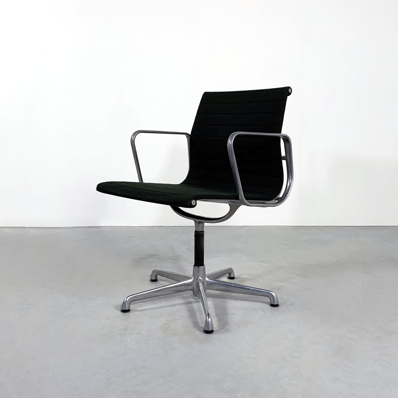 Chaise de bureau vintage par Charles & Ray Eames pour ICF 1970