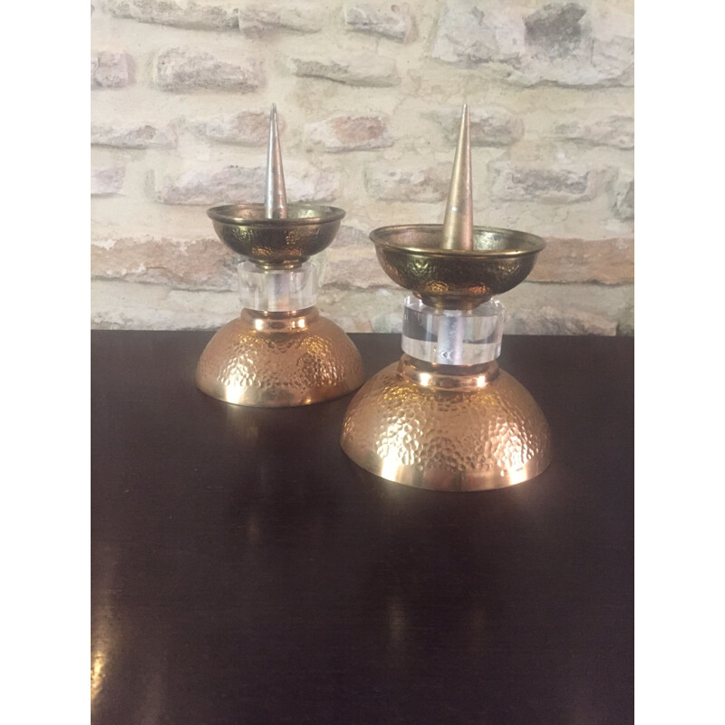 Ein Paar Vintage Art Deco Kerzenhalter aus gehämmerter, vergoldeter Bronze