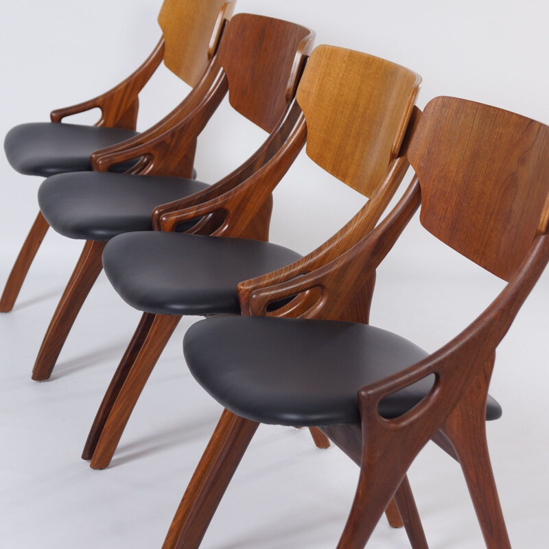 Lot de 4 chaises vintage de Hovmand Olsen pour Mogens Kold Danemark 1960