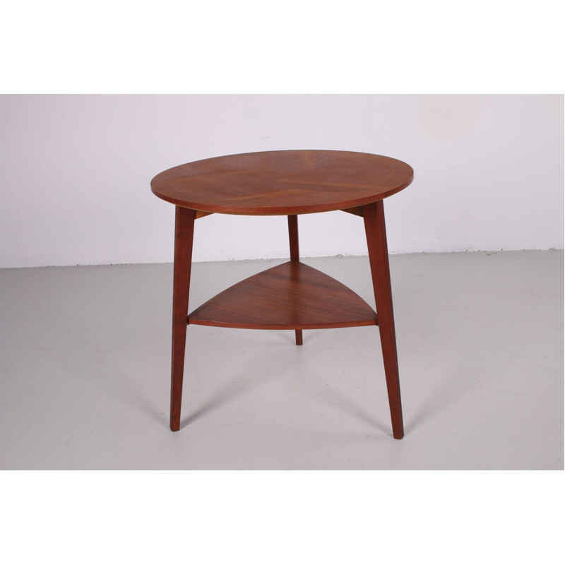 Vintage Round teak wooden coffee table with rack Danmark