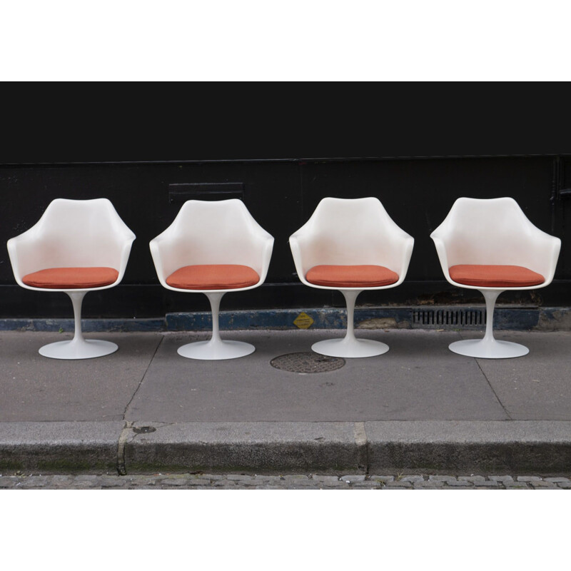 Set of 4 Tulip armchairs by Eero Saarinen Knoll 1970s