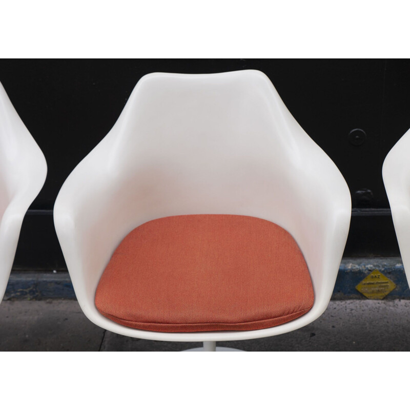 Set of 4 Tulip armchairs by Eero Saarinen Knoll 1970s