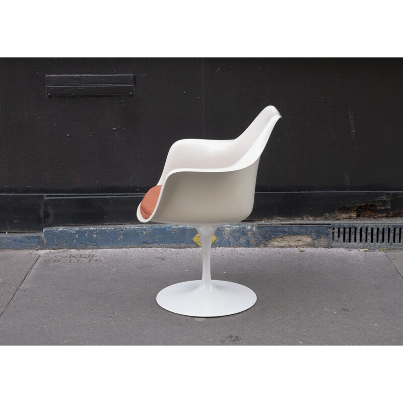 Vintage Tulip armchair by Eero Saarinen Knoll 1970s