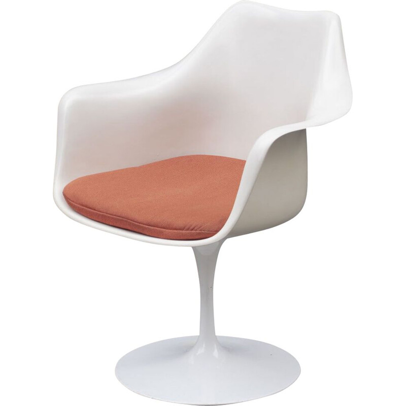 Vintage Tulip armchair by Eero Saarinen Knoll 1970s