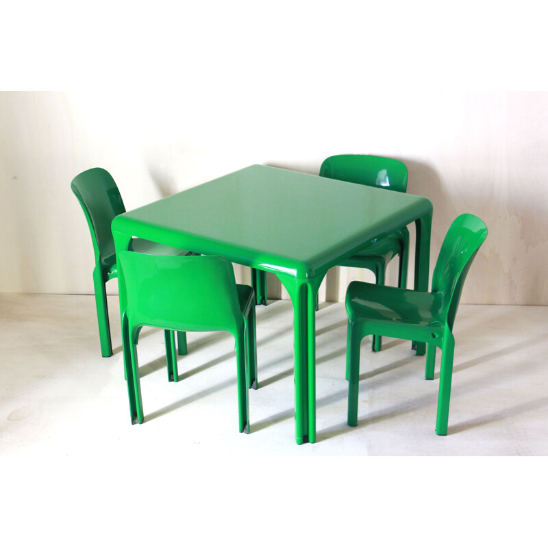 Table de salle à manger Vintage Stadio 100 et quatre chaises Selene par Vico Magistretti pour Artemide