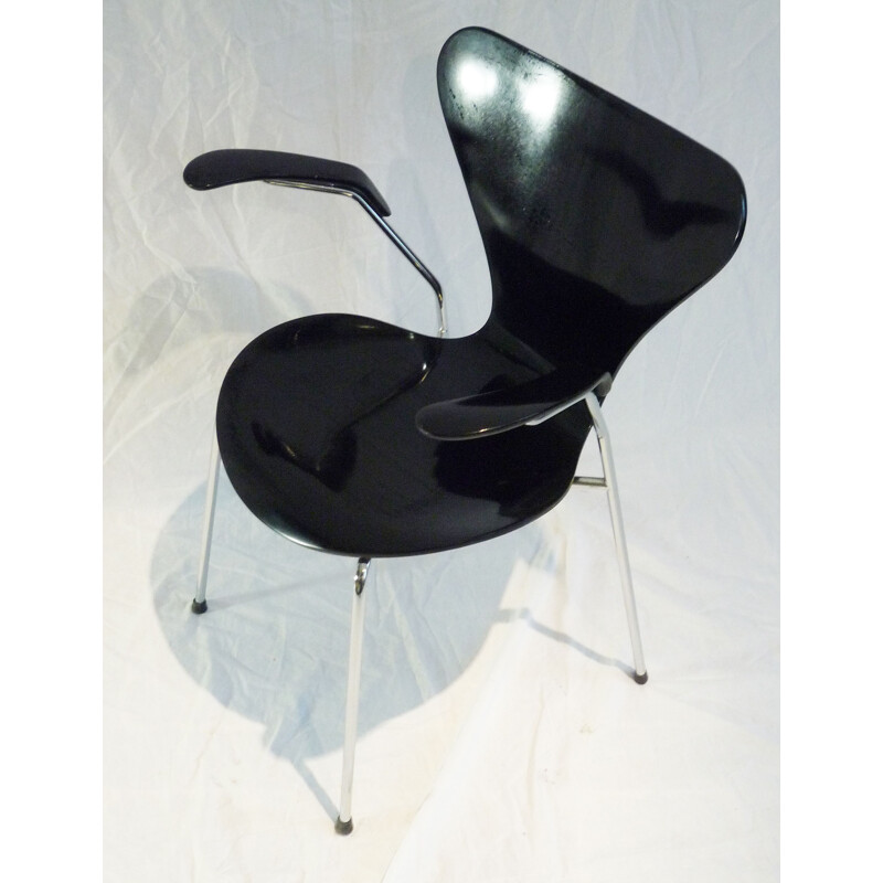 Vintage stoel mod. 3207 Arne Jacobsen