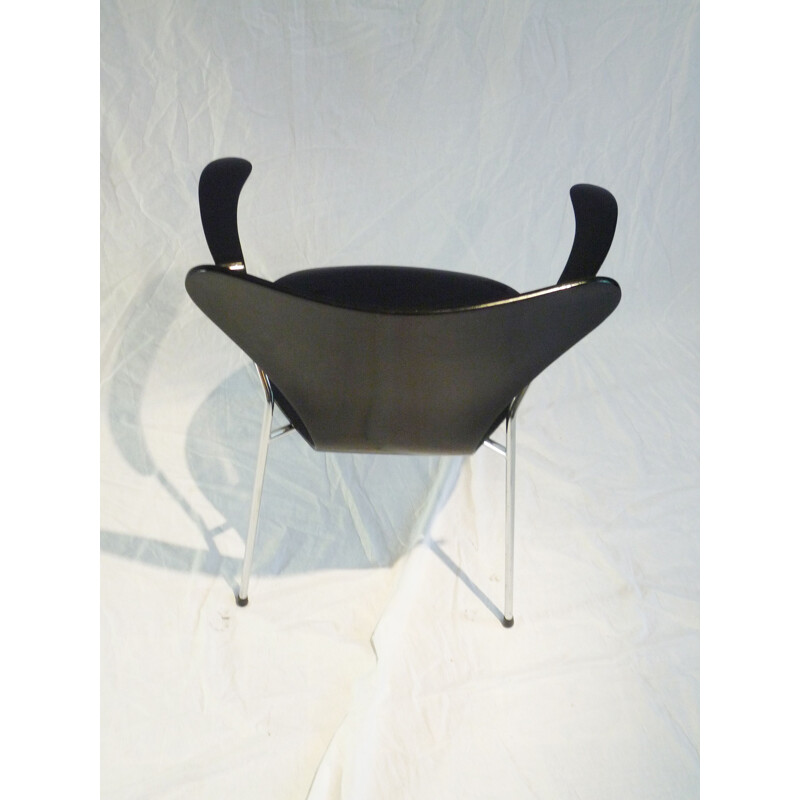 Chaise vintage mod. 3207  Arne Jacobsen