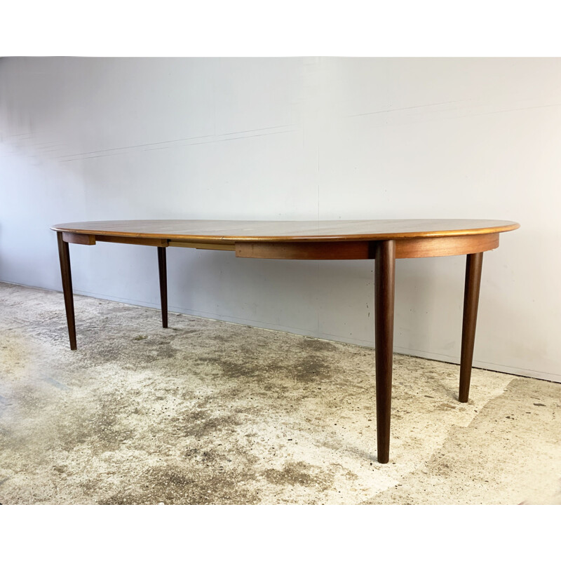 Large vintage extensible table by Niels Otto Moller, Denmark 1960