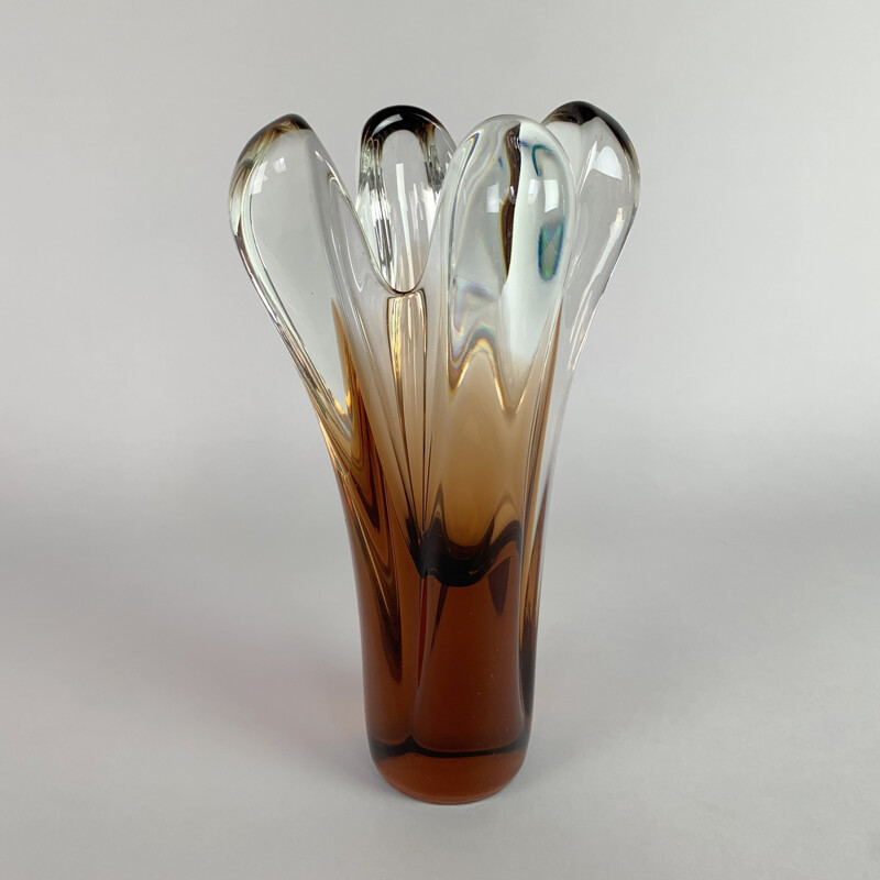 Jarrón de vidrio artístico vintage de Jan Beranek para la cristalería Skrdlovice 1960
