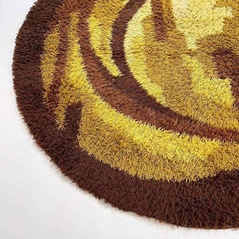 Large round vintage rug Pop Art, by Ege Taepper, Scandinavia 1970