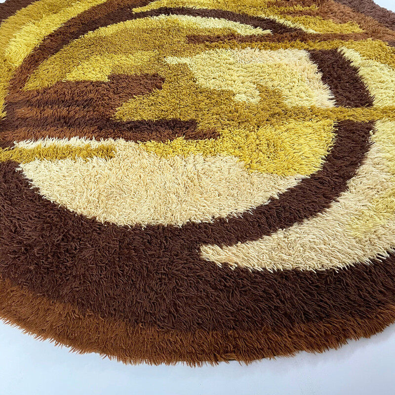 Large round vintage rug Pop Art, by Ege Taepper, Scandinavia 1970