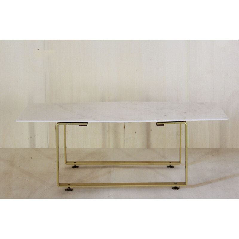 Table basse vintage en marbre et structure en fer doré 1970
