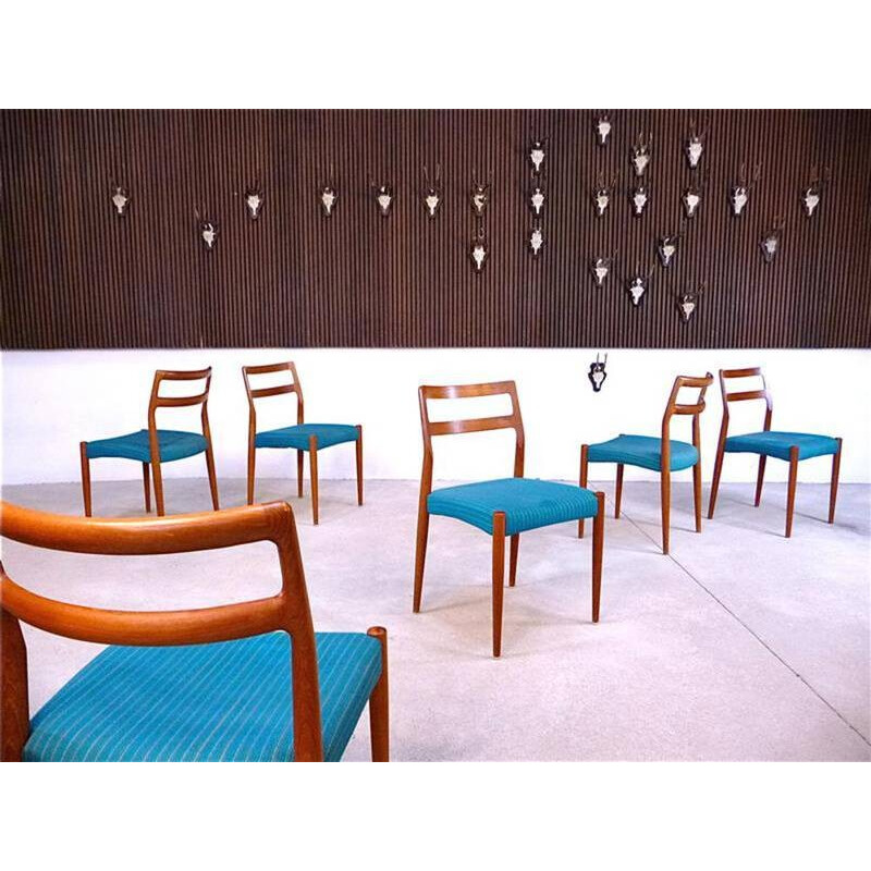 Set of Danish teak dining chairs, Johannes ANDERSEN - 1960s