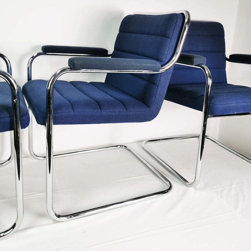 Lot de 4 chaises vintage Thonet Allemagne 1970