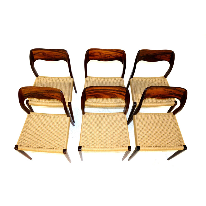 Set of 6 vintage chairs in the style of Niels o Moller 1960s
