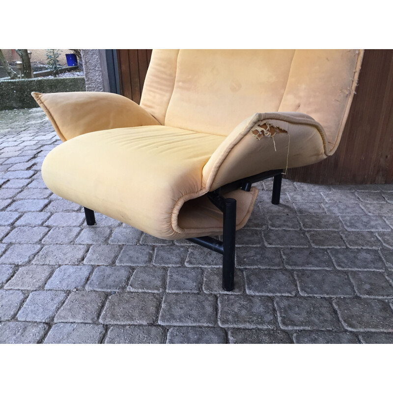 Vintage armchair Veranda by Vico Magistretti for Cassina 1983