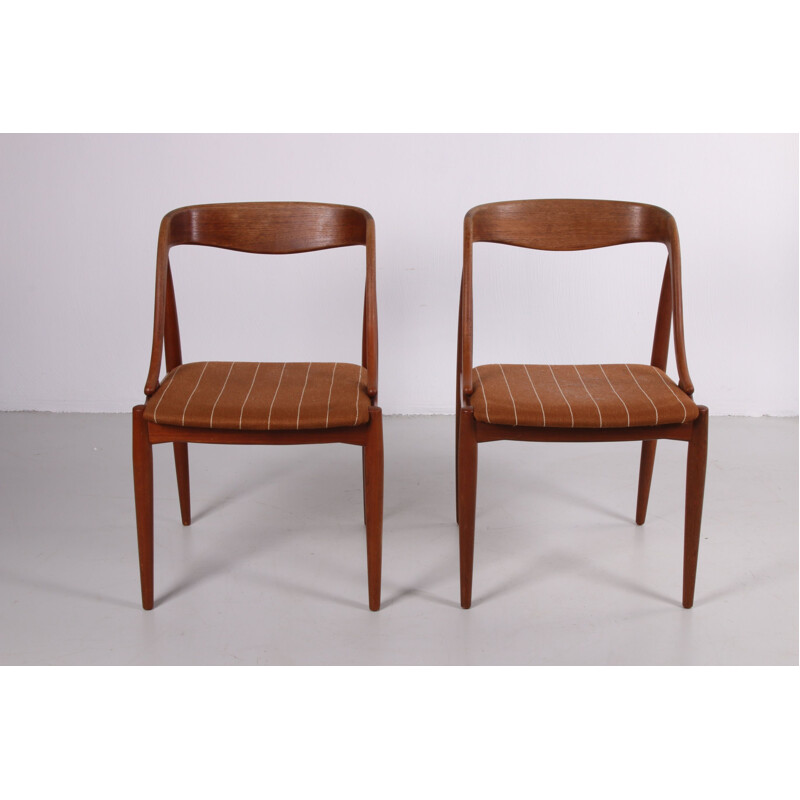Pair of vintage dining room chairs by Johannes Anderson for Uldum Mobelfabric 1950s