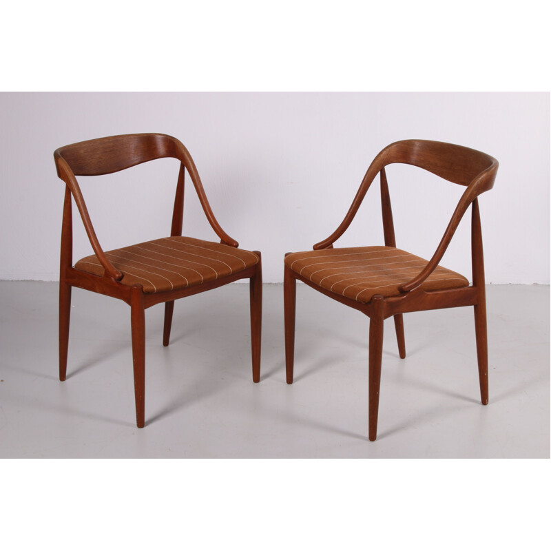 Pair of vintage dining room chairs by Johannes Anderson for Uldum Mobelfabric 1950s