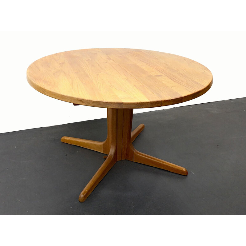 Mid-Century Extending Table solid Teak Wood Glostrup Möbelfabrik Denmark 1970s