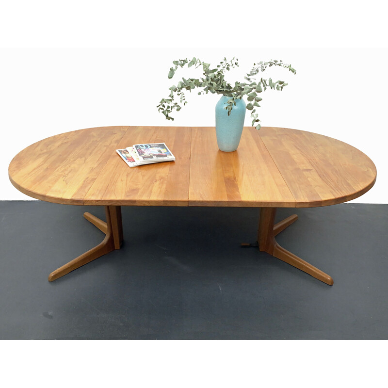 Mid-Century Extending Table solid Teak Wood Glostrup Möbelfabrik Denmark 1970s