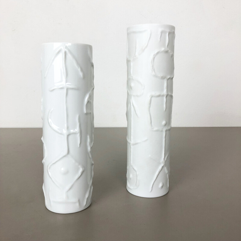 Pareja de jarrones abstractos de porcelana de Cuno Fischer para Rosenthal, Alemania 1980