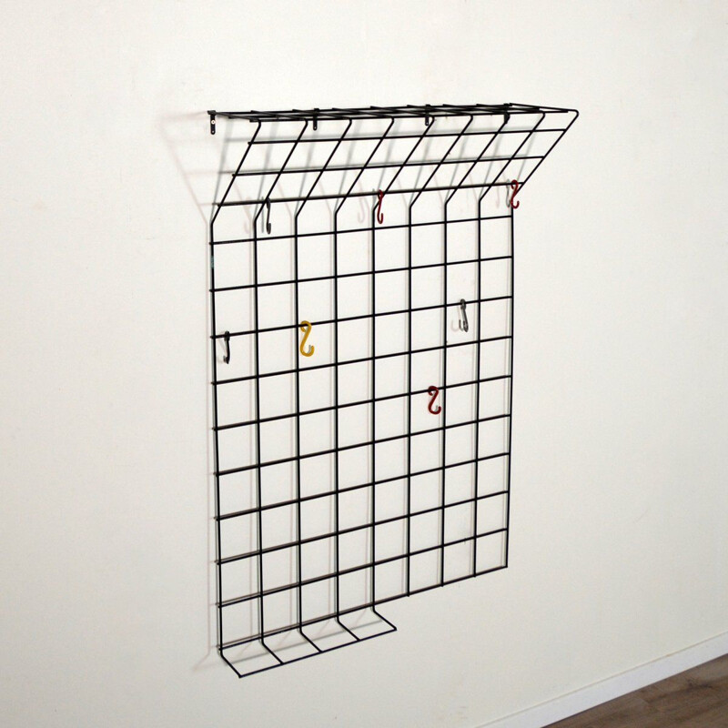 Vintage wire coat rack by Karl Fichtel for Drahtwerke Erlau 1950s