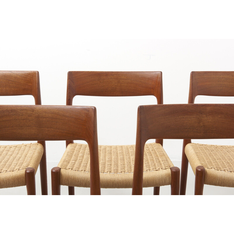 Lot de 6 chaises vintage de Niels O. Moller pour J.L. Mollers Mobelfabrik Danemark 1950