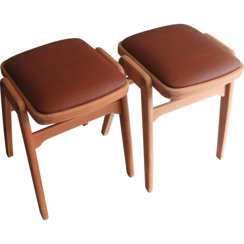 Pair of stackable vintage stools by Benchairs 1960