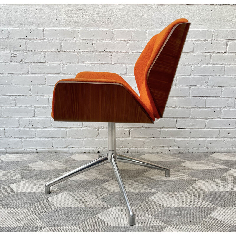 Chaise de bureau vintage pivotante Kruze, Boss Design par David Fox, 2012