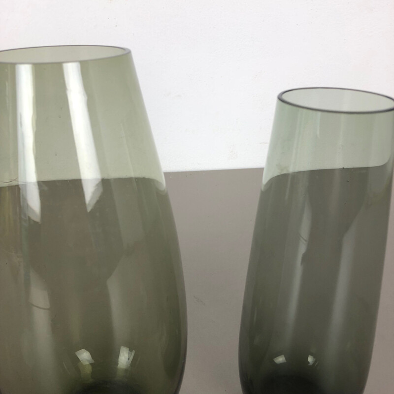 Paar oude glazen vazen van Wilhelm Wagenfeld voor het Wmf, Duitsland 1960
