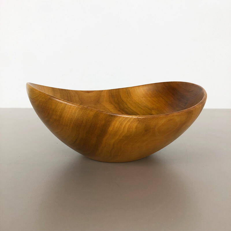 Large Vintage Shell Bowl in Solid Walnut Wood Germany 1970s