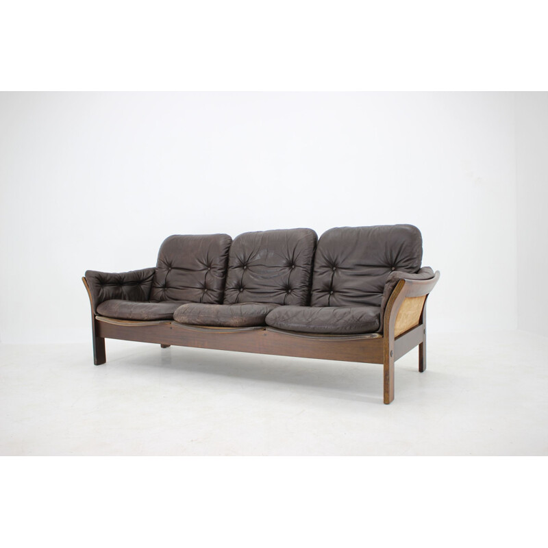 Georg Thams 3 seater vintage sofa em couro castanho escuro Dinamarca 1970