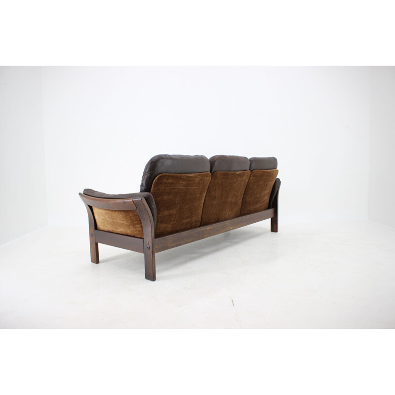 Georg Thams 3 seater vintage sofa em couro castanho escuro Dinamarca 1970