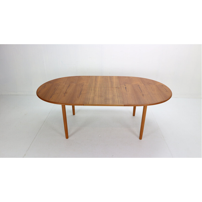 Vintage Solid Teak Oval Extendable Dinning Table Denmark 1960s