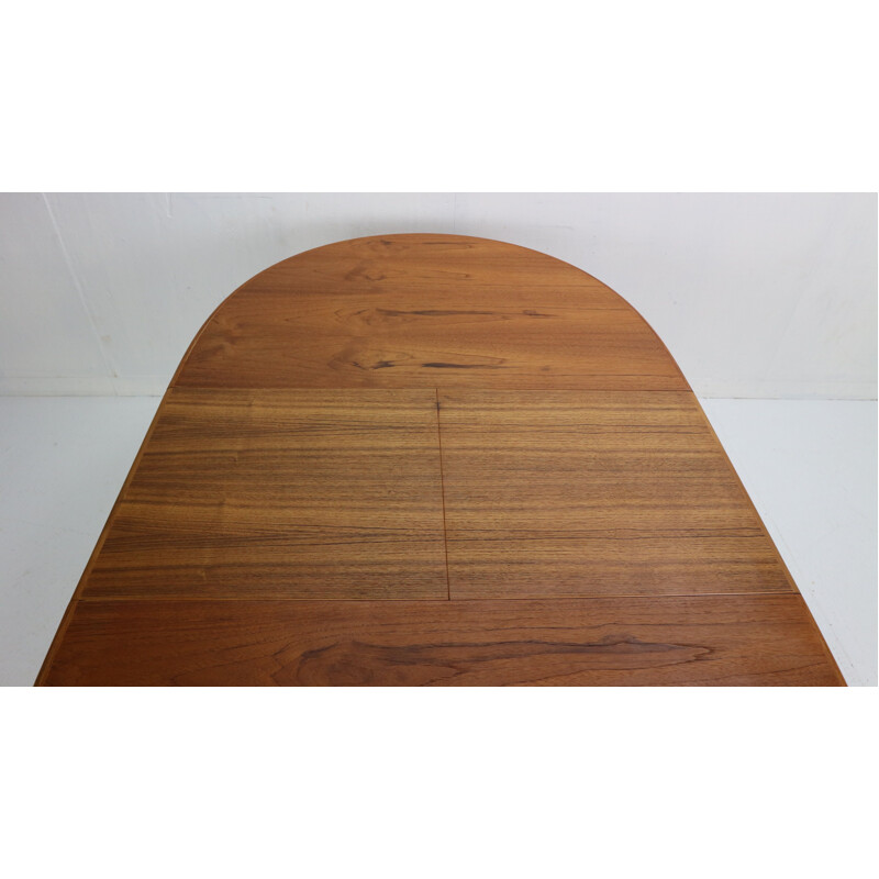 Vintage Solid Teak Oval Extendable Dinning Table Denmark 1960s